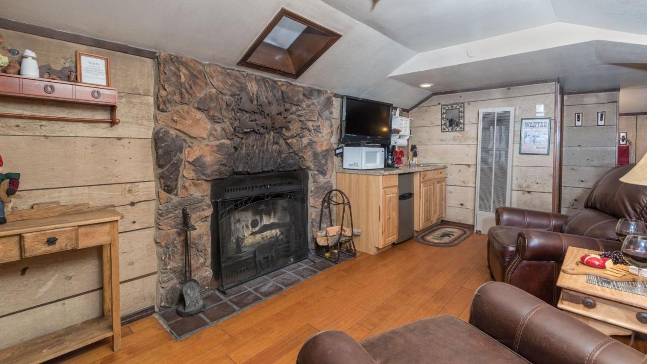 Whispering Pine Cabins Ruidoso Luaran gambar